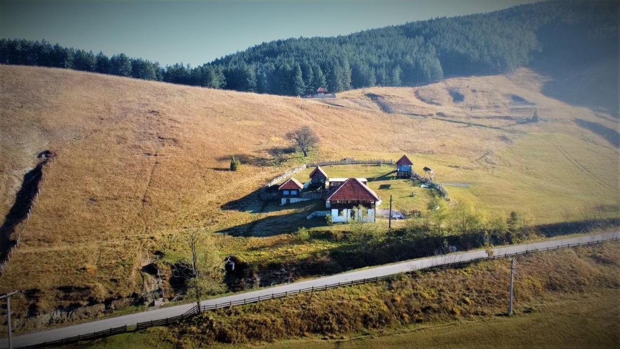 Etno Village Gostoljublje Kosjeric Exterior foto