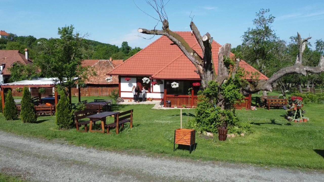 Etno Village Gostoljublje Kosjeric Exterior foto